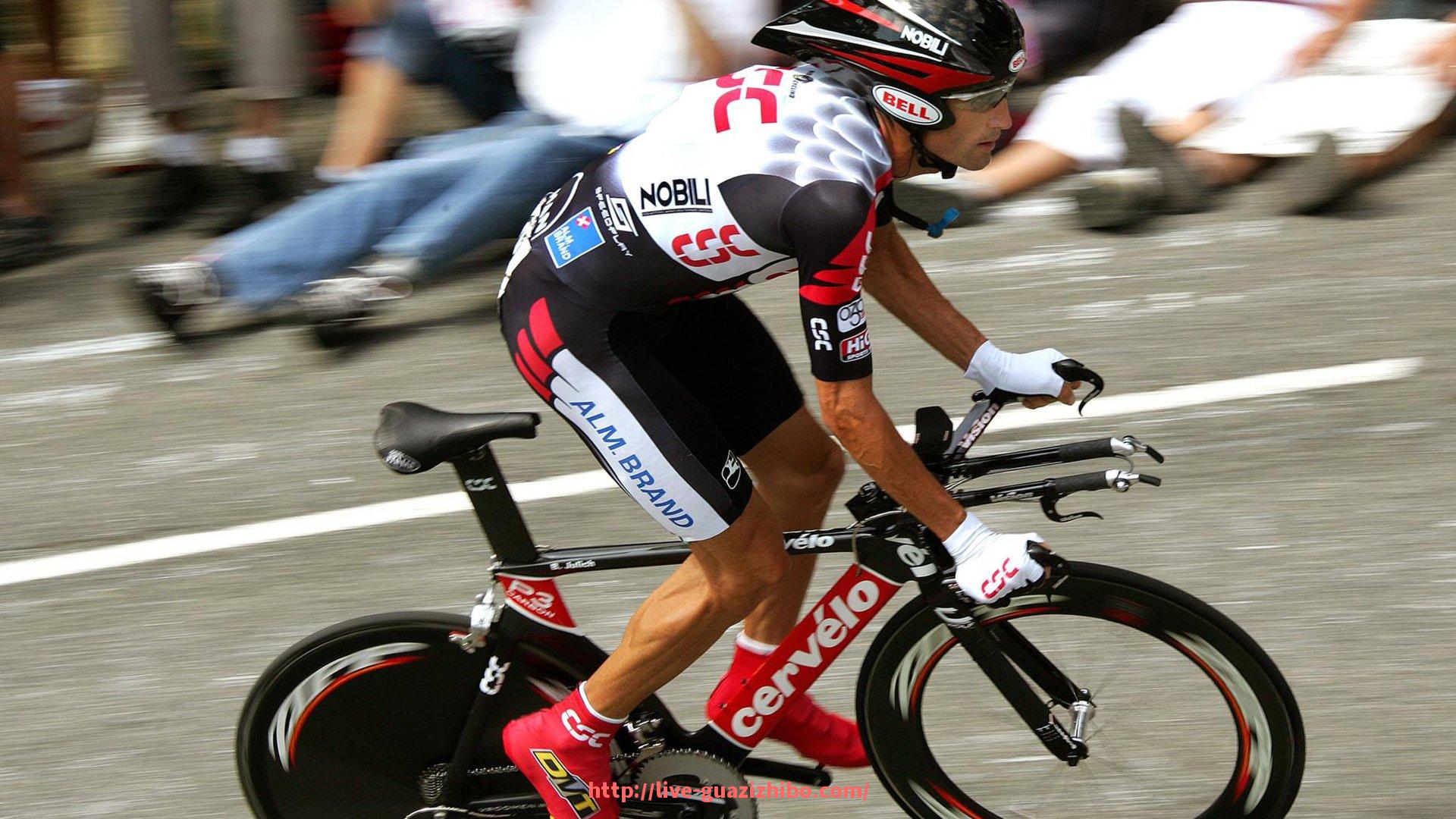 瓜子直播-防守意识提升对世俱杯球员防线稳定性的积极作用